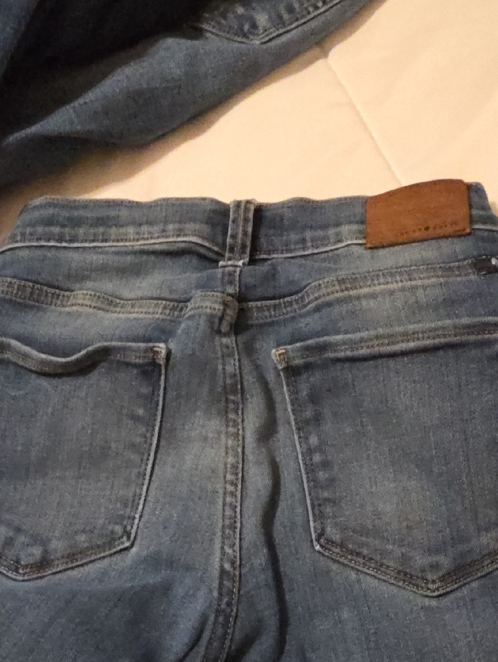 Lucky Brand Straight Leg Jeans - Medium Blue Denim